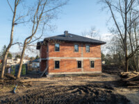 Budynek F, stan surowy