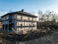 Budynek E, ocieplanie